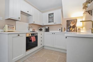 Kitchen- click for photo gallery